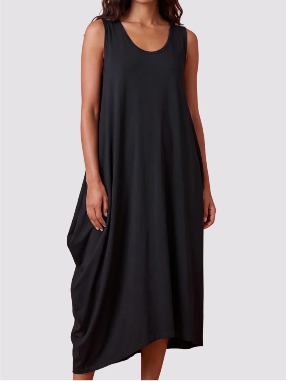 Planet by Lauren G Navy Maxi Waterfall Dress - Size (1) Best for a Medium